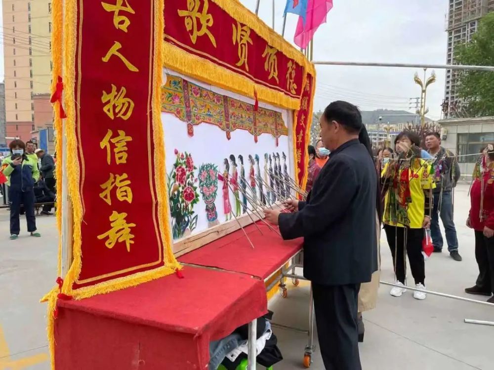 新澳門王中王期期中，揭秘彩票背后的秘密與策略，揭秘新澳門王中王彩票背后的秘密與策略，期期中探秘彩票世界
