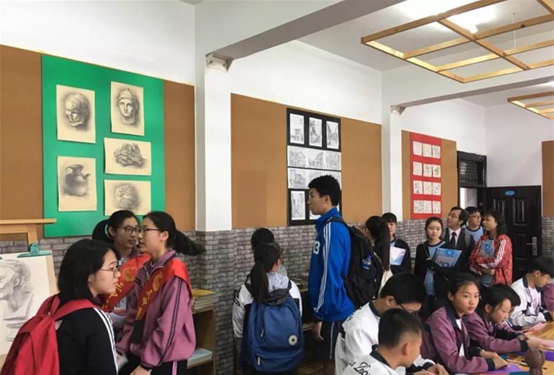 三中三澳門，探索與解析，三中三澳門，深度探索與解析