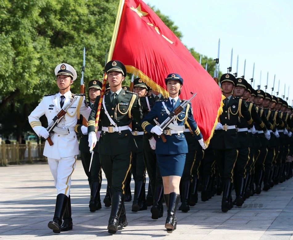 檢閱女兵儀仗隊，榮耀與力量的展現(xiàn)，檢閱女兵儀仗隊，榮耀與力量的璀璨瞬間