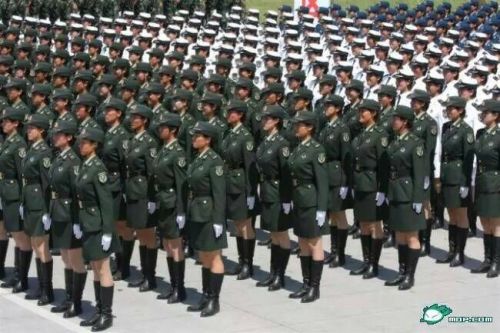 女生怎樣才能當(dāng)兵，女生當(dāng)兵，實(shí)現(xiàn)夢(mèng)想的條件與路徑