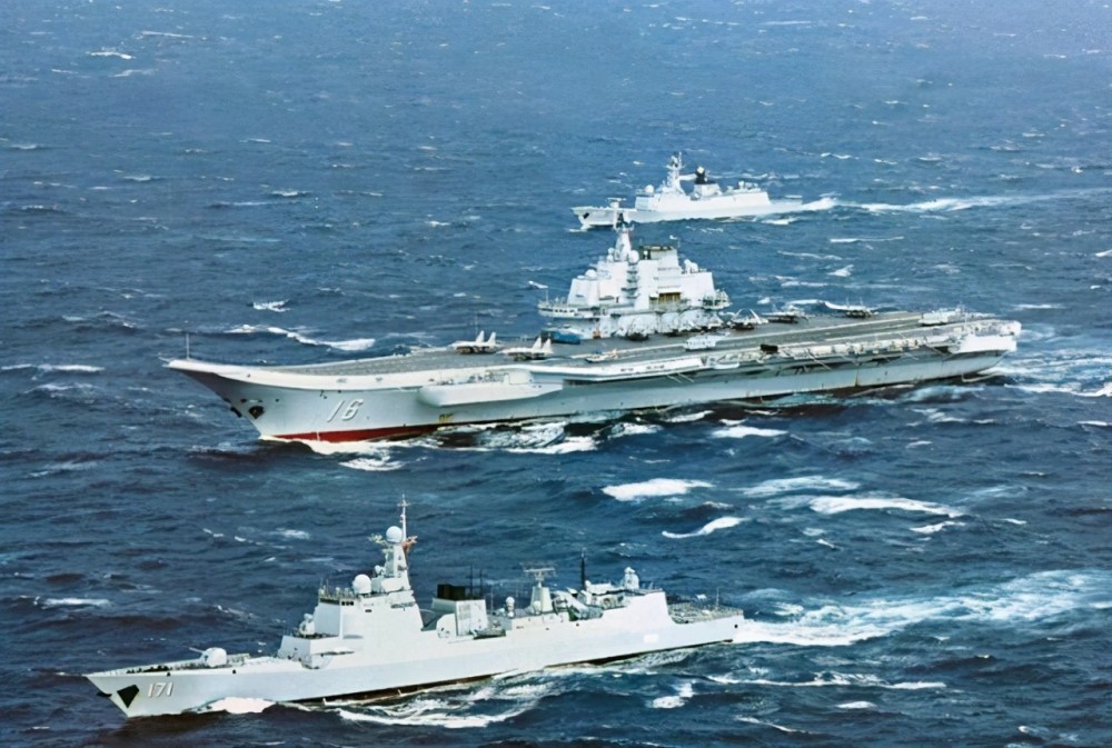 山東艦與伊麗莎白女王號(hào)，兩大戰(zhàn)艦的對(duì)比，山東艦與伊麗莎白女王號(hào)戰(zhàn)艦對(duì)比解析