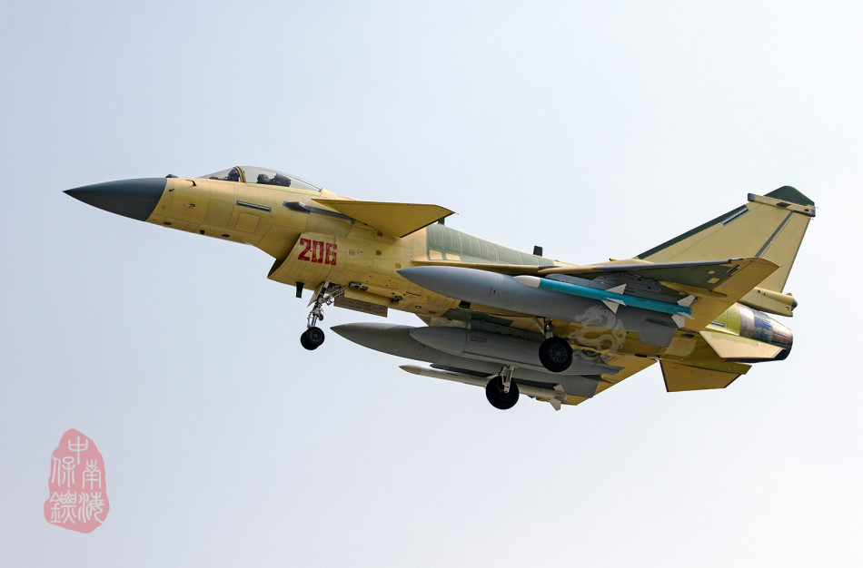 殲10的原型機是什么？深度解析中國空軍的主力戰(zhàn)斗機起源，揭秘殲10原型機，深度解析中國空軍主力戰(zhàn)斗機起源