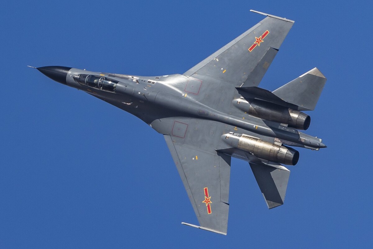 殲-11戰(zhàn)斗機(jī)深度解析資料，殲-11戰(zhàn)斗機(jī)深度解析與性能探討