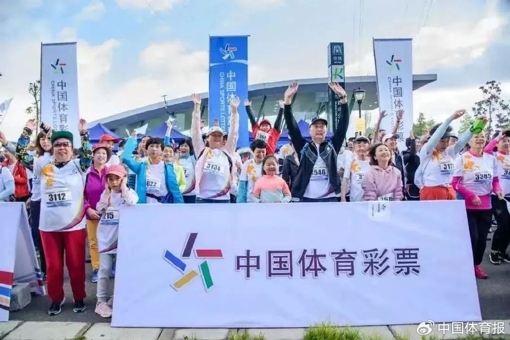 新澳門一碼一肖一特一中鳳凰體育彩票——探索彩票背后的秘密，新澳門彩票背后的秘密，一碼一肖一特一中與鳳凰體育彩票解析
