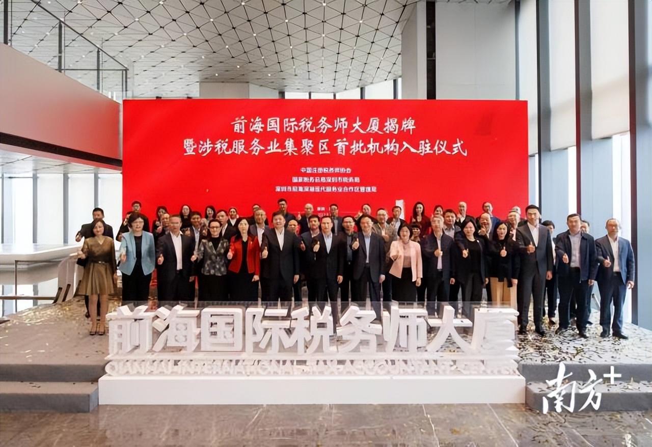 獨(dú)家爆料2025年香港正版資料免費(fèi)大全——一站式獲取所有資源！，獨(dú)家爆料，2025年香港正版資料大全——免費(fèi)獲取所有資源一站式平臺(tái)！