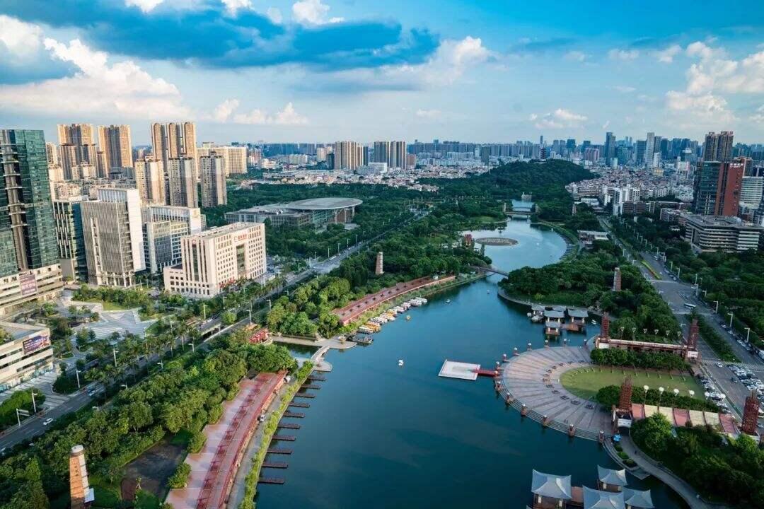 澳門正版免費(fèi)資源展望，邁向未來的精準(zhǔn)服務(wù)體驗(yàn)（2025展望），澳門正版資源展望，邁向精準(zhǔn)服務(wù)體驗(yàn)的未來之路（2025年展望）