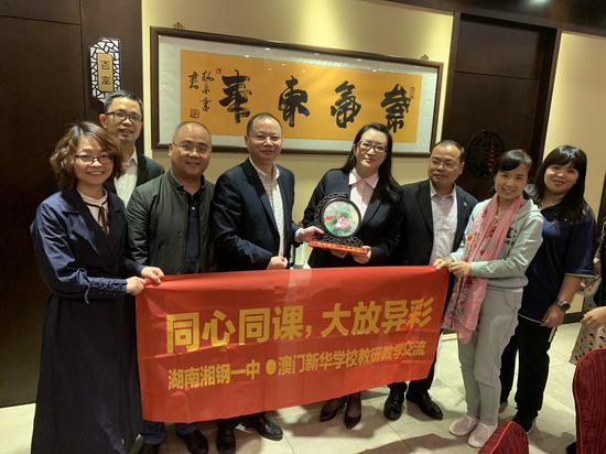 澳門一碼一肖一待一中直播，探索與體驗獨特的娛樂文化，澳門直播娛樂文化探索與體驗，一碼一肖一待一中直播的獨特魅力